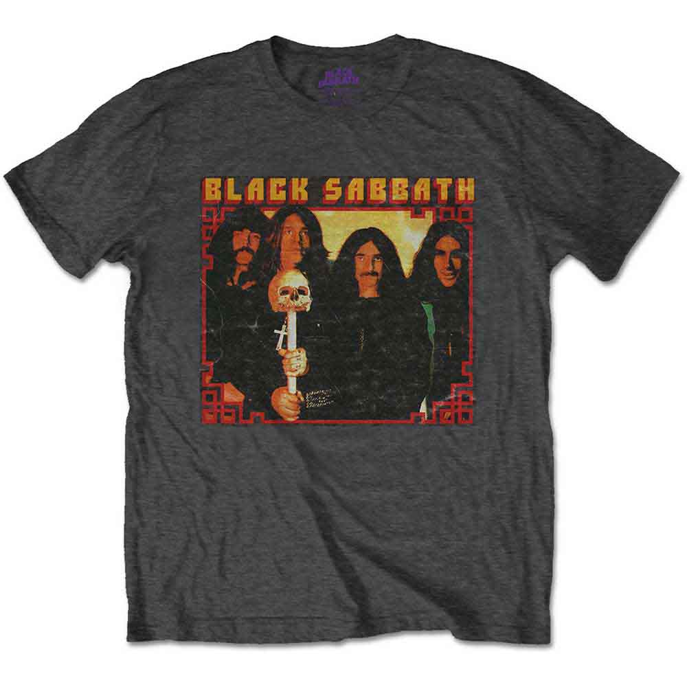 Black Sabbath: Unisex T-Shirt/Japan Photo (X-Large)