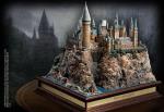 Harry Potter: - Hogwarts School Sculpture