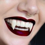 Vampire Teeth Deluxe
