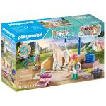 Playmobil - Washing Station with Isabella and Lioness