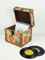 Retro Record: 7 Inch 50 Record Storage Carry Case Retro