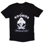 The Goonies: Unisex T-Shirt/Never Say Die (Black) (X-Large)