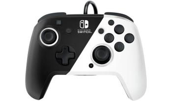 Faceoff Deluxe+ Audio Wired Controller - Black/W