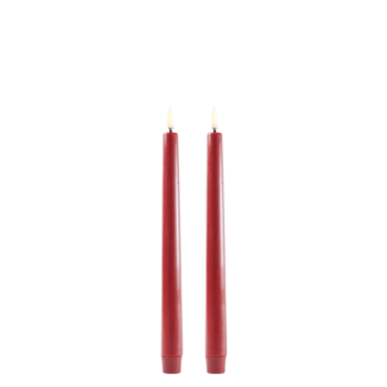 Uyuni - LED taper candle 2-pack - Carmine red, Smooth - 2,3x25 cm